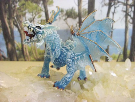 Art.Nr. D-02 Drachen Figur "Eisdrache" - Sammlerfigur
